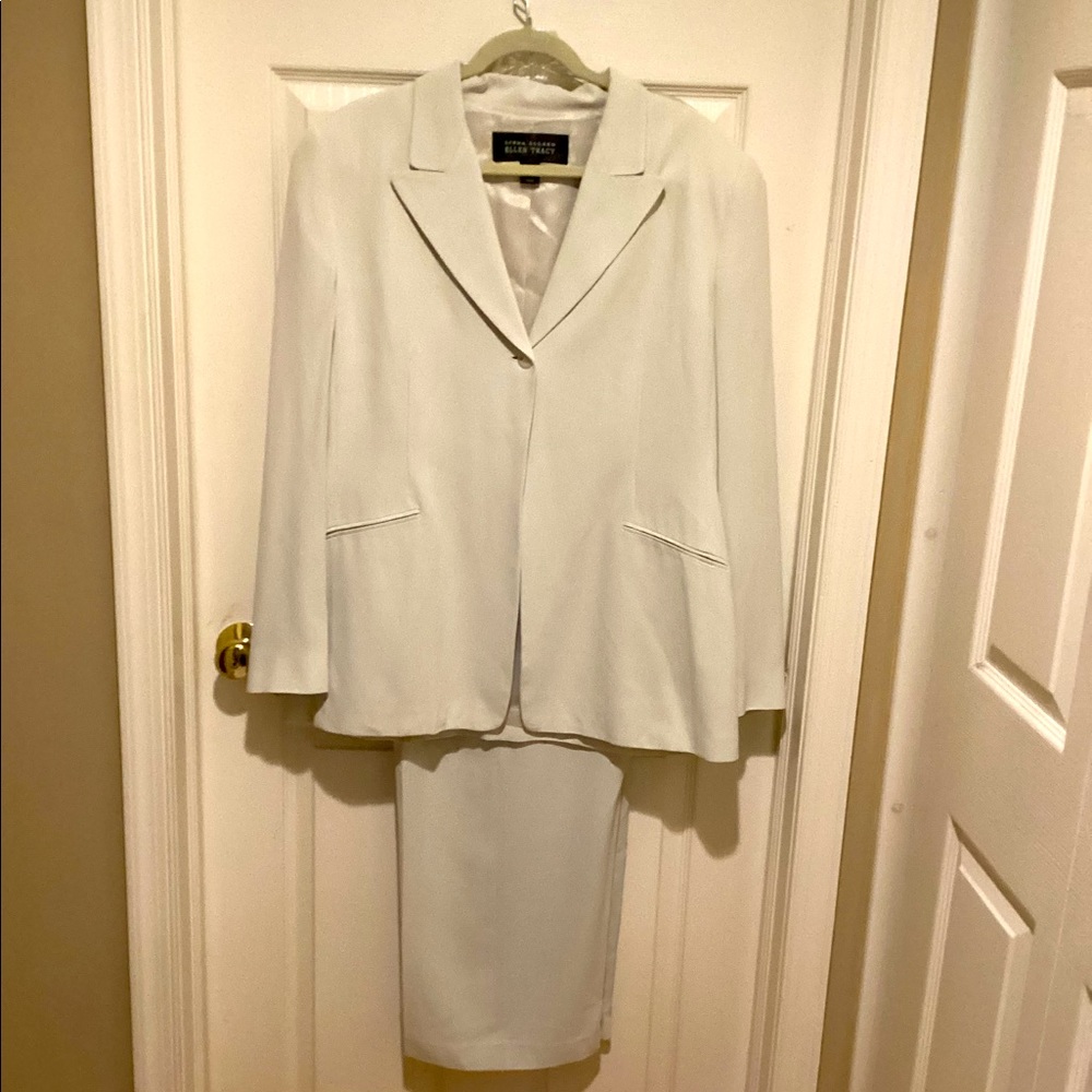 Ellen Tracy suit